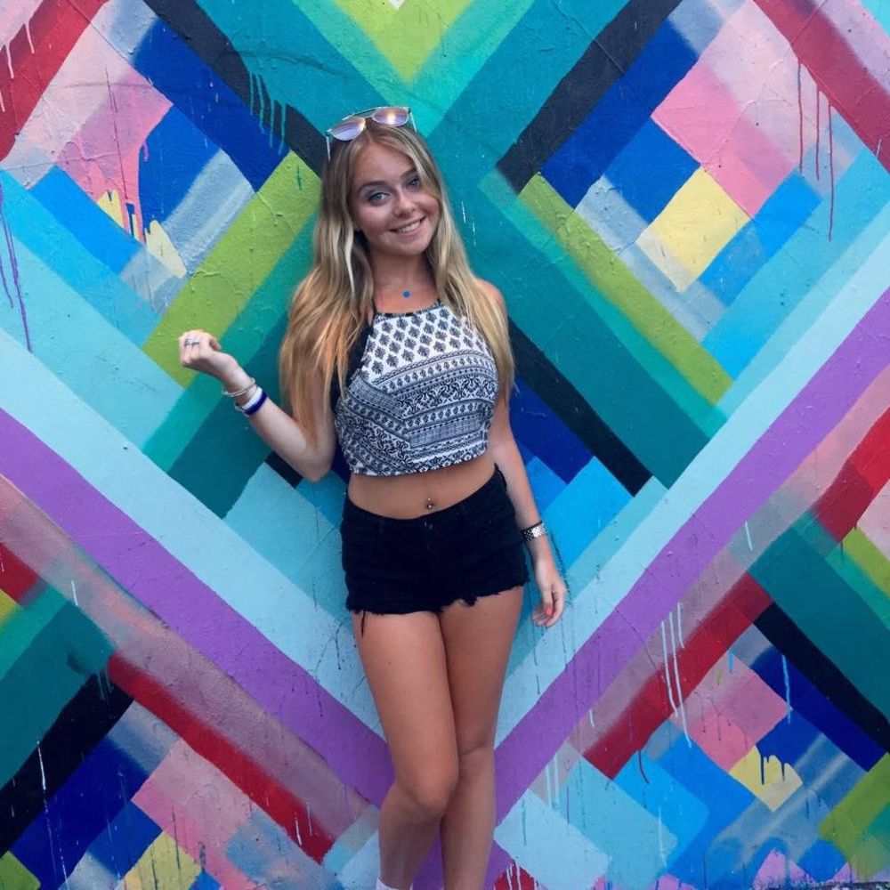 Meet your Posher, Allison